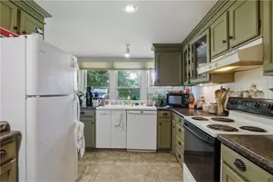 1001 13th St, Menomonie, WI 54751 - Photo 8