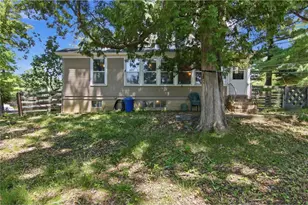 1001 13th St, Menomonie, WI 54751 - Photo 32