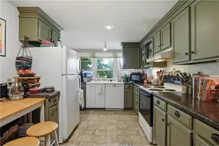 1001 13th St, Menomonie, WI 54751 - Photo 4