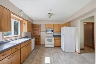 130 N Woodworth St, Elmwood, WI 54740 - Photo 8