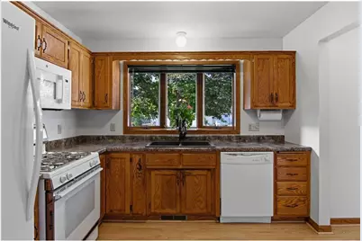 2295 Ariel Court, Saint Paul, MN 55109 - Photo 10