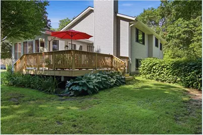 2295 Ariel Court, Saint Paul, MN 55109 - Photo 30