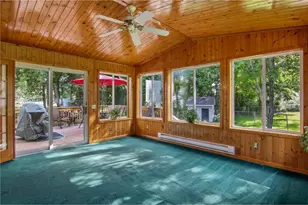 2295 Ariel Ct, Saint Paul, MN 55109 - Photo 16