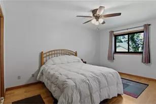 2295 Ariel Ct, Saint Paul, MN 55109 - Photo 20