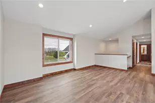 222 Eagle Ridge Dr, Roberts, WI 54023 - Photo 12