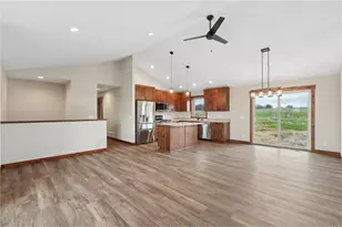 222 Eagle Ridge Dr, Roberts, WI 54023 - Photo 6