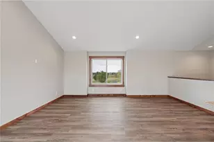 222 Eagle Ridge Dr, Roberts, WI 54023 - Photo 10