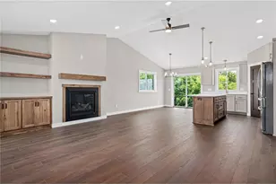 363 Candy Ln, Kinnickinnic Township, WI 54022 - Photo 6