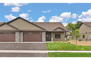 1043 Legend Ln, Troy Township, WI 54022 - Photo 2