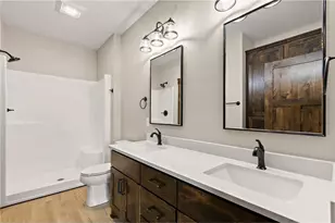 1043 Legend Ln, Troy Township, WI 54022 - Photo 28