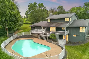 698 Badlands Rd, Hudson, WI 54016 - Photo 4