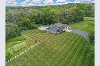 698 Badlands Road, Hudson, WI 54016 - Photo 6