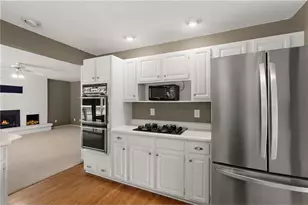 698 Badlands Rd, Hudson, WI 54016 - Photo 14