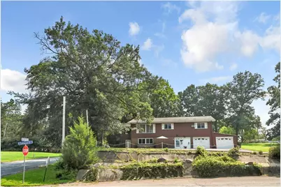405 Oakwood Drive, Durand, WI 54736 - Photo 2