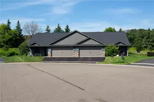 2909 Elgin Ct, River Falls, WI 54022 - Photo 32