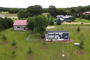 N1041 Prairie Rose Dr, Pepin Township, WI 54759 - Photo 18