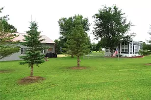 N1041 Prairie Rose Dr, Pepin Township, WI 54759 - Photo 2