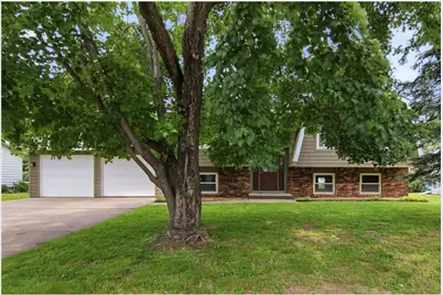 915 W Marshall Street, Rice Lake, WI 54868 - Photo 4