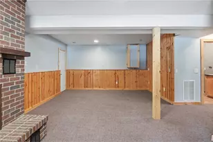 915 W Marshall St, Rice Lake, WI 54868 - Photo 26