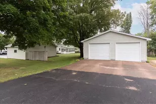 2216 3rd St, Menomonie, WI 54751 - Photo 54