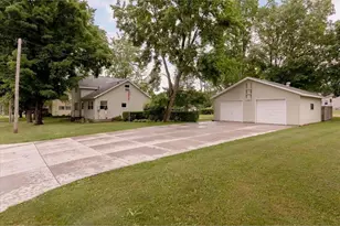 2216 3rd St, Menomonie, WI 54751 - Photo 54