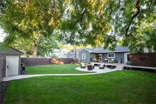 615 Vine St, Hudson, WI 54016 - Photo 26