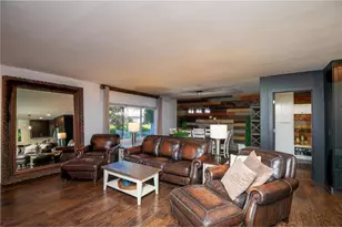 615 Vine St, Hudson, WI 54016 - Photo 4