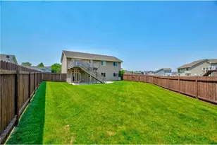 1004 Wyoming St, Roberts, WI 54023 - Photo 44