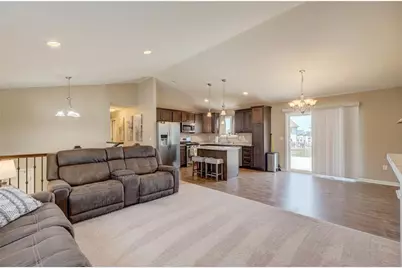 1004 Wyoming Street, Roberts, WI 54023 - Photo 10