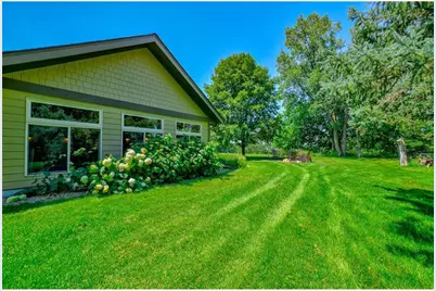 294 Salishan Drive, Troy Township, WI 54016 - Photo 32