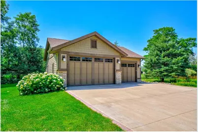 294 Salishan Drive, Troy Township, WI 54016 - Photo 4