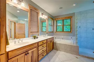 294 Salishan Dr, Troy Township, WI 54016 - Photo 12