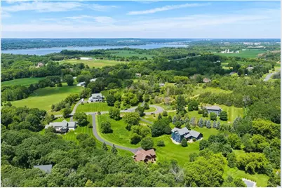 365 English Court Drive, Troy Township, WI 54016 - Photo 42