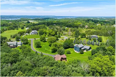 365 English Court Drive, Troy Township, WI 54016 - Photo 44