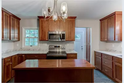 1319 Oakwood Avenue, Menomonie, WI 54751 - Photo 18
