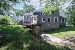 1319 Oakwood Ave, Menomonie, WI 54751 - Photo 6