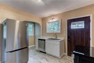 910 Oakwood Blvd, Menomonie, WI 54751 - Photo 14