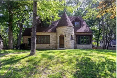 910 Oakwood Boulevard, Menomonie, WI 54751 - Photo 4