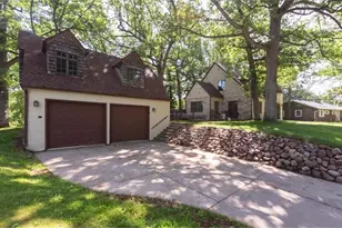 910 Oakwood Blvd, Menomonie, WI 54751 - Photo 44
