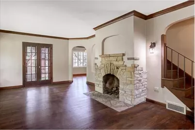 910 Oakwood Boulevard, Menomonie, WI 54751 - Photo 8