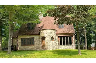 910 Oakwood Blvd, Menomonie, WI 54751 - Photo 42
