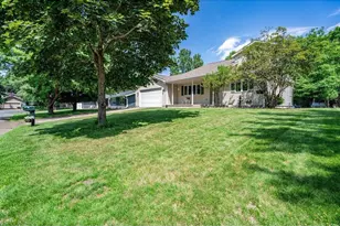 512 19th St, Menomonie, WI 54751 - Photo 34