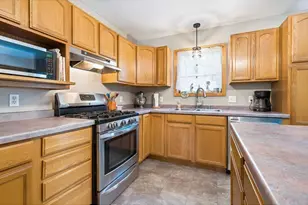 512 19th St, Menomonie, WI 54751 - Photo 10