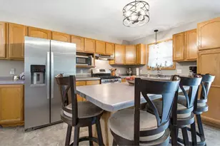 512 19th St, Menomonie, WI 54751 - Photo 12