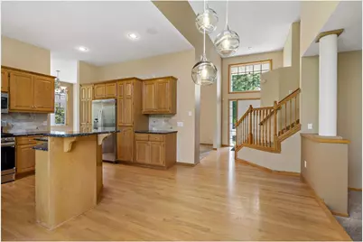701 Heron Circle, Oakdale, MN 55128 - Photo 6
