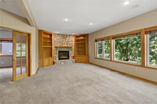 701 Heron Circle, Oakdale, MN 55128 - Photo 14