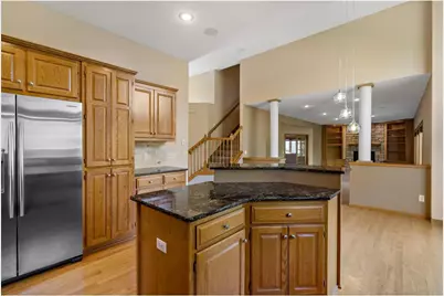 701 Heron Circle, Oakdale, MN 55128 - Photo 10
