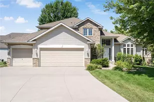 701 Heron Circle, Oakdale, MN 55128 - Photo 2