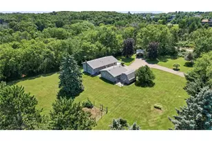 843 Yellowstone Trail, Hudson, WI 54016 - Photo 32