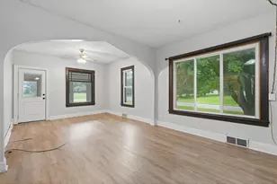146 W Winter Ave, Elmwood, WI 54740 - Photo 6
